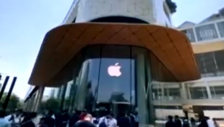India's first Apple store inaugurated in Mumbai, opens for customers